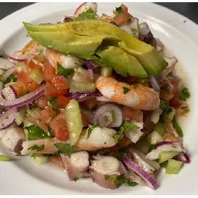 Tostada de Camaron y Pulpo