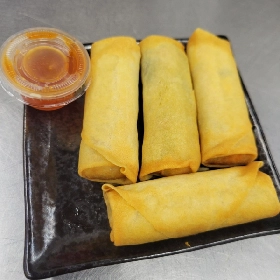 Egg Rolls (4pc)