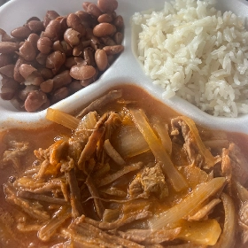 Birria de Res en Plato