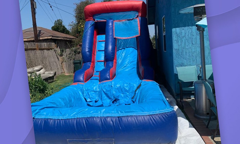 Renta de divertidos jumpers de agua a precios accesibles.