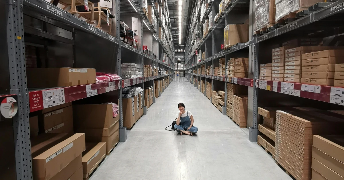 Cómo subir de puesto en un trabajo de bodega