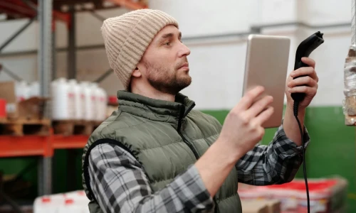 Cómo mantener un trabajo en bodega