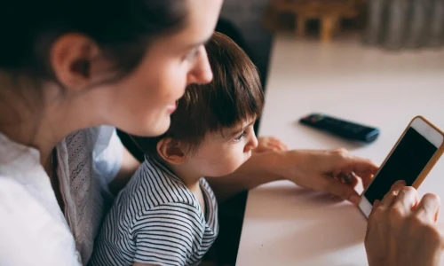 ¿Cómo se determina la custodia de niños?