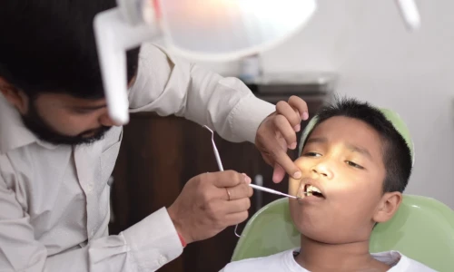 When Should a Baby Tooth Be Extracted?