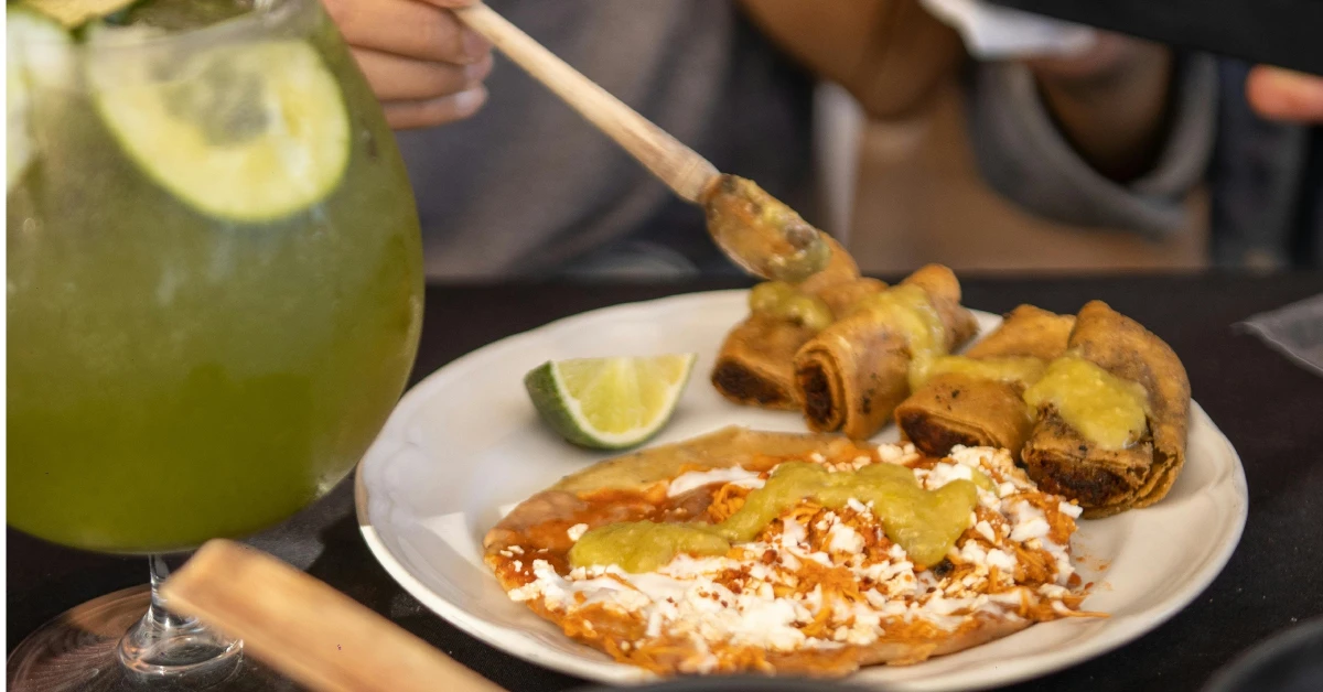 What’s the Difference Between Tacos and Flautas?