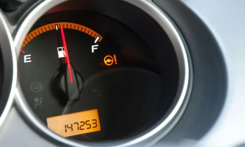 ¿Cuánto millaje es demasiado para un auto usado?