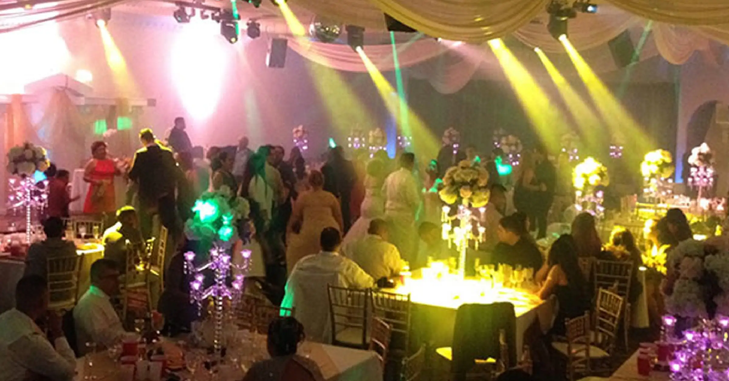 The best trends in banquet hall decoration: modern and elegant ideas for banquet halls