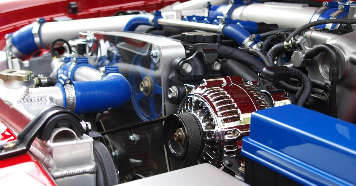 ¿Puedo ponerle un motor diferente al de fábrica a mi auto?