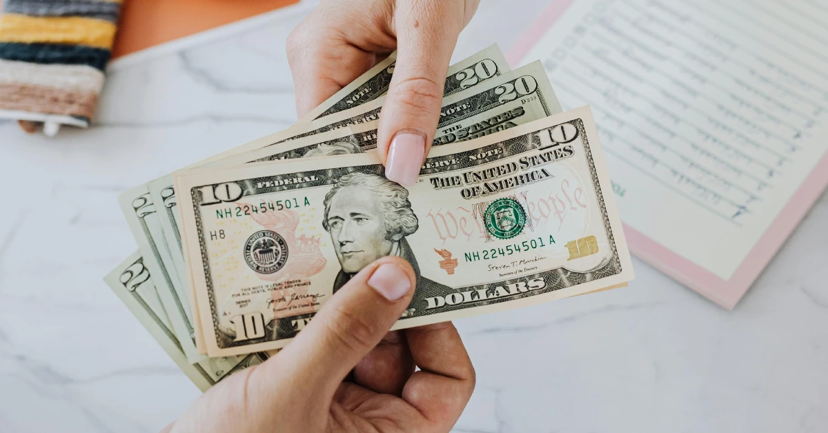 When Do I Need External Payroll Services?