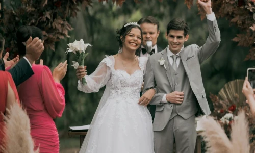 What’s the Perfect Number of Guests at My Wedding?