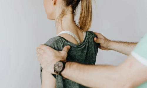 ¿Qué tan comunes son las lesiones de espalda y cuello en el trabajo?