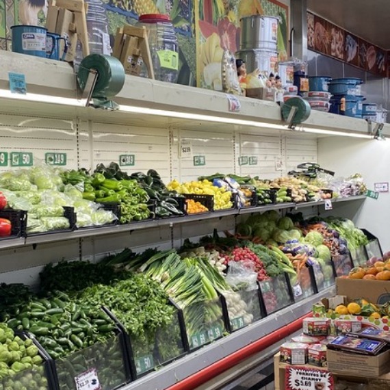 Carne y productos mexicanos La Venadita Meat Market LA