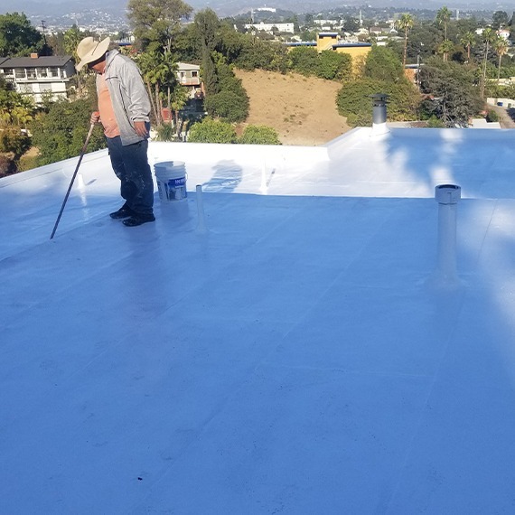 Roof installation Centennial Roofing LLC Los Ángeles
