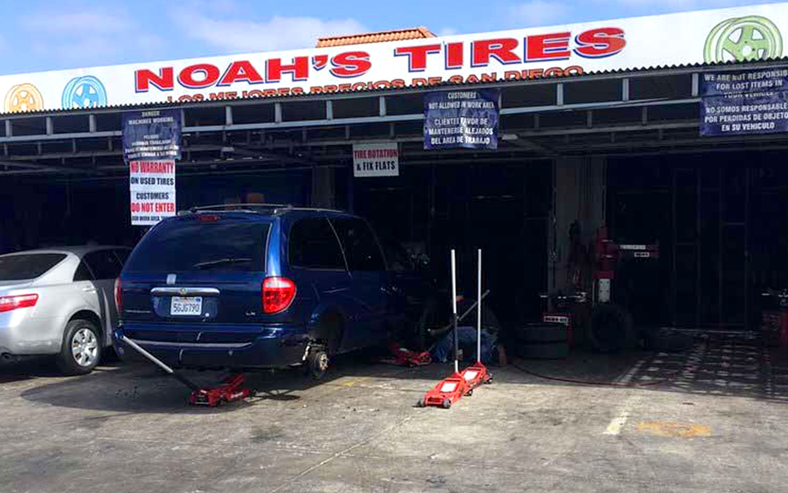 Llantas y rines Noah's Tire Shop San Diego